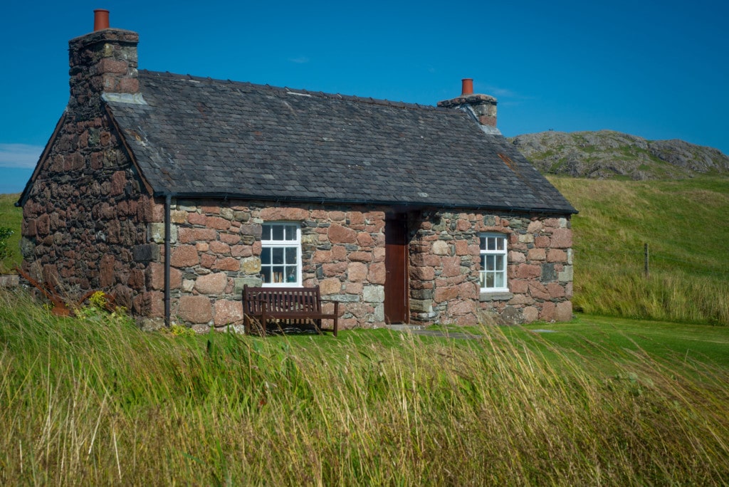 Ein traditionelles Stone Cottage als Unterkunft in Schottland