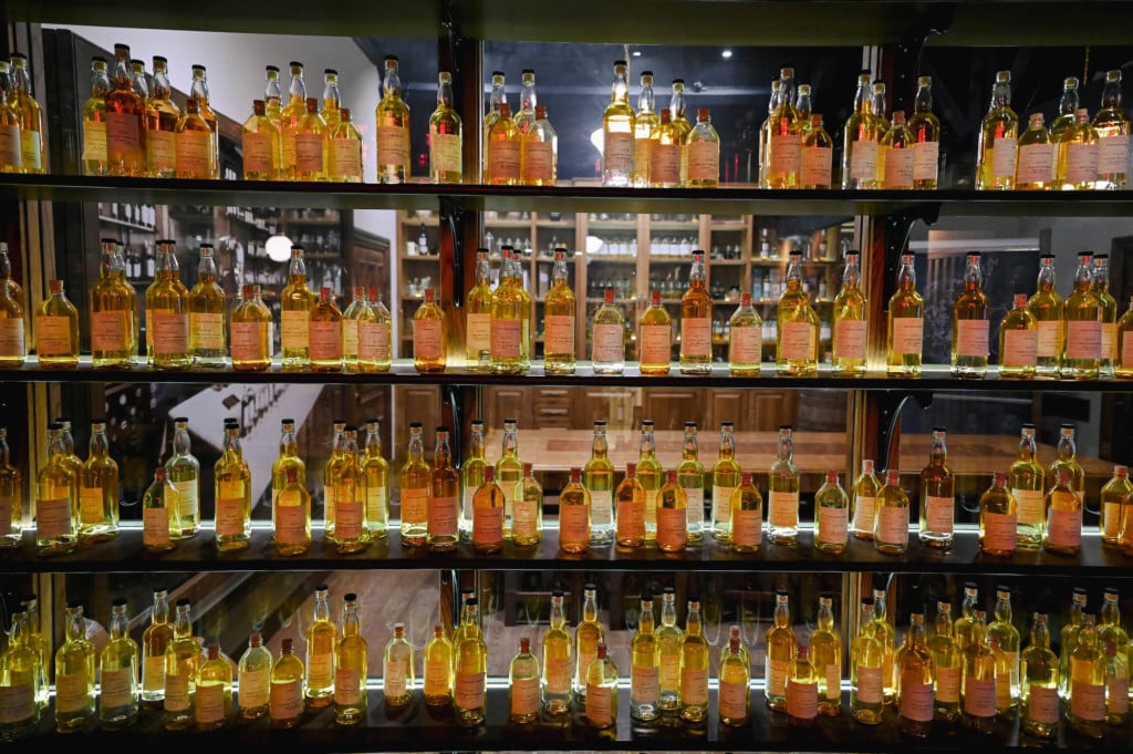 Tag 24: Dewar´s Distillery, Aberfeldy, Castle Menzies - dewars distillery 10 - 7