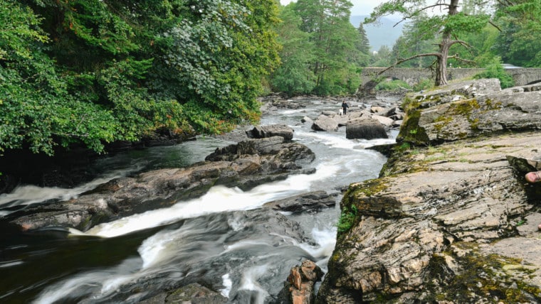 Tag 22: Crannog Center, Killin, Falls of Dochart - falls of dochart 09 - 19