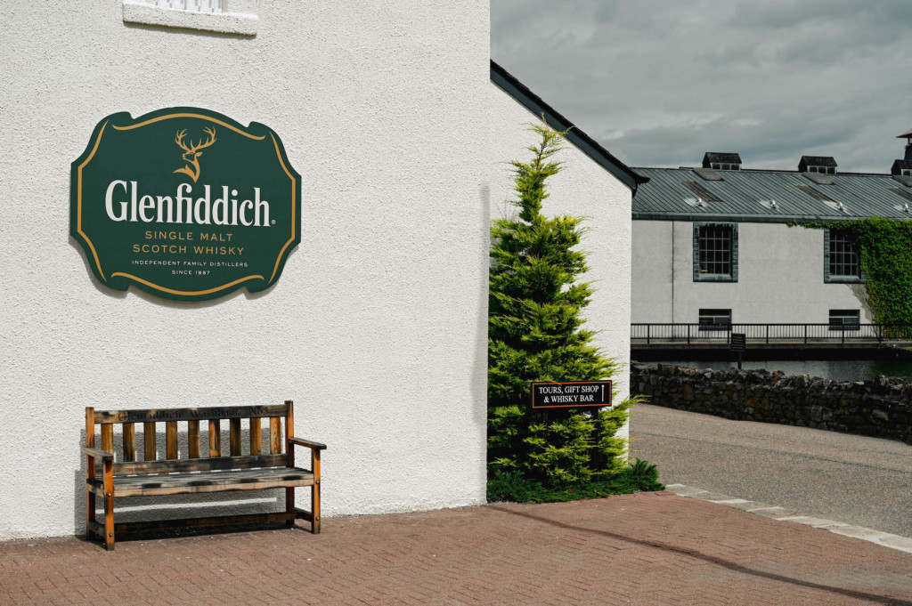 Tag 12: Dufftown, Fairy Village, Glenfiddich - glenfiddich destillery 02 - 24