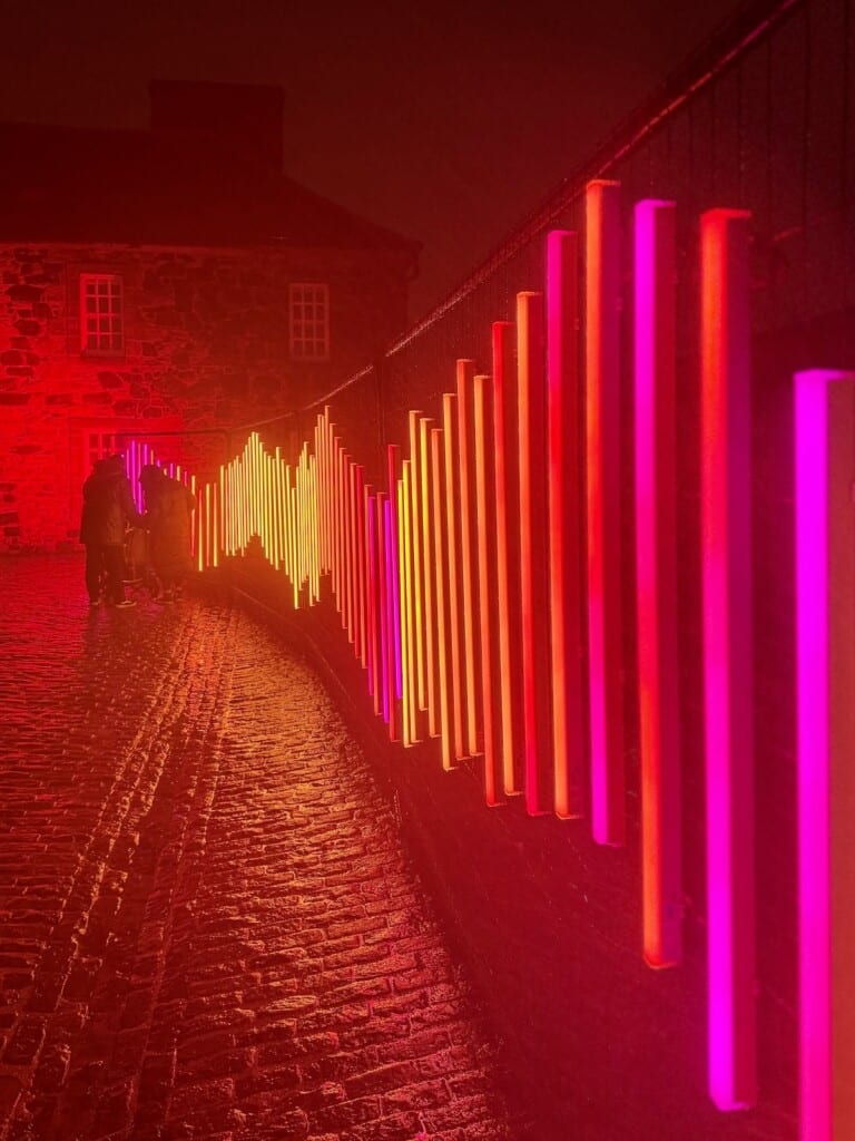 Das Castle of Light im Edinburgh Castle zur Weihnachtszeit